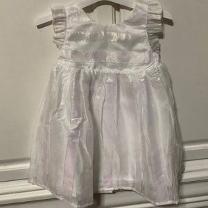 NWT Cat & Jack toddler girl white dress Size 3T, very pretty iridescent